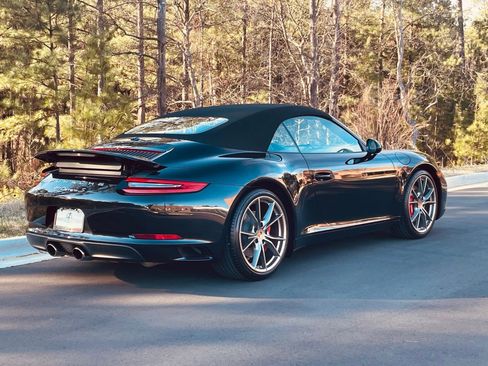 Used 2019 Porsche 911 Carrera S image 1