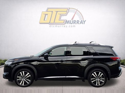 Used 2024 Nissan Pathfinder Platinum FWD image 8
