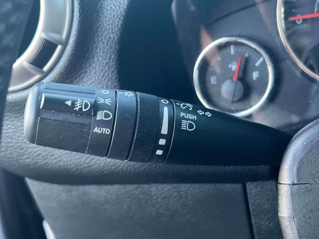 Used 2016 Jeep Wrangler Sahara w/ Connectivity Group AWD/4WD image 23
