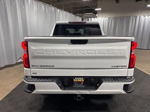 Used 2019 Chevrolet Silverado 1500 Custom w/ Custom Value Package image 13