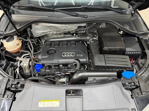 Used 2018 Audi Q3 2.0T Premium w/ Convenience Package AWD/4WD image 7