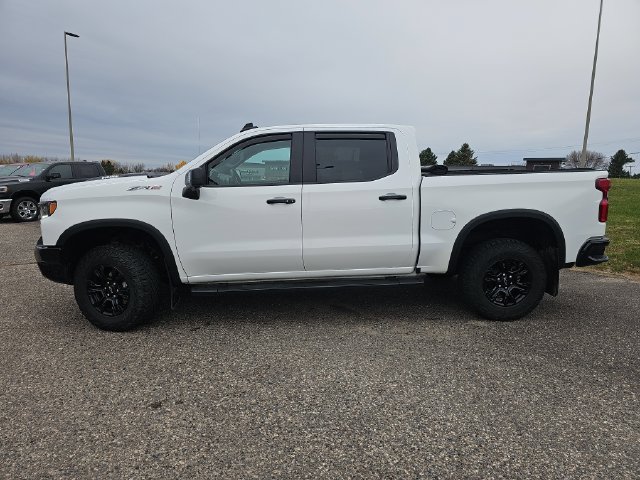 Used 2025 Chevrolet Silverado 1500 ZR2 w/ Technology Package AWD/4WD image 2