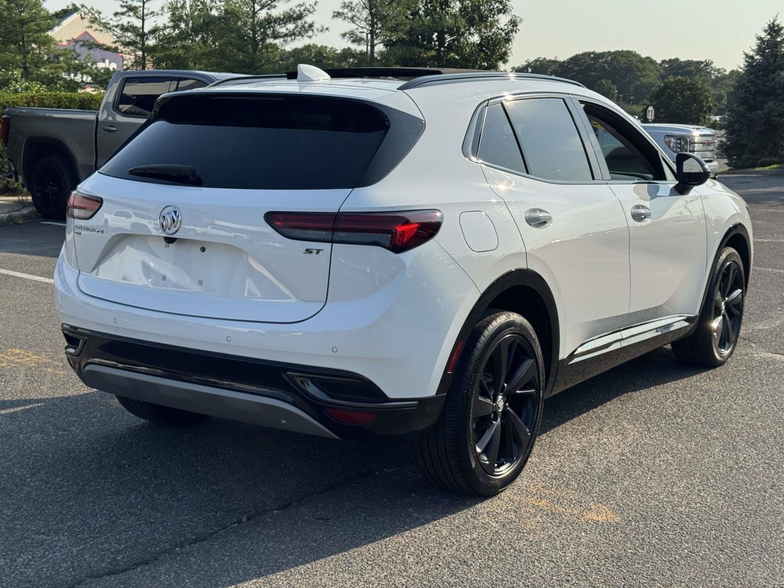 Used 2023 Buick Envision Essence w/ Sport Touring Package AWD/4WD image 6
