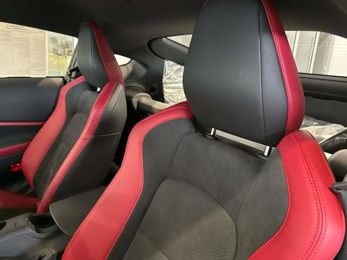 New 2024 Nissan Z Performance w/ Floor Mat Package image 24