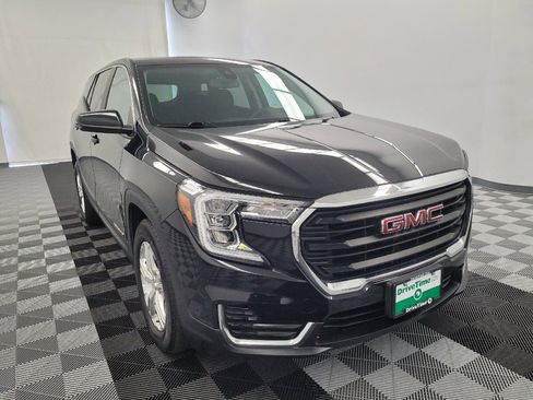 Used 2024 GMC Terrain SLE FWD image 14