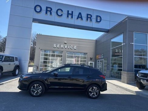 Used 2024 Subaru Crosstrek 2.0i Premium image 2