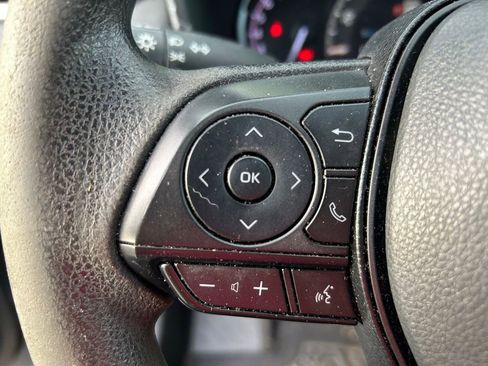 Used 2023 Toyota RAV4 LE FWD image 18