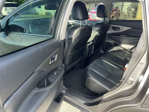 Used 2021 Nissan Murano SL w/ SL Moonroof Package image 19