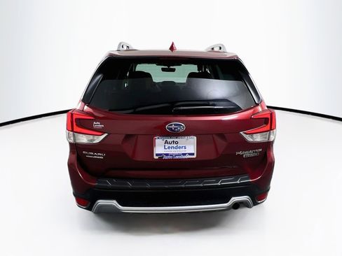 Used 2023 Subaru Forester Touring AWD/4WD image 6