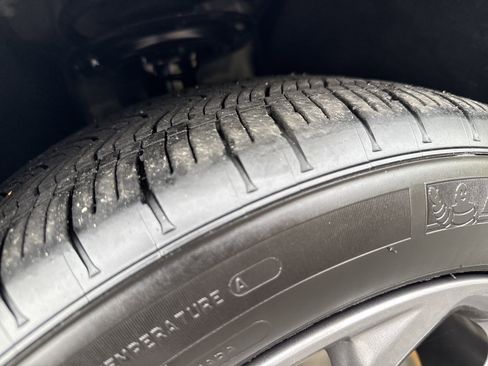 Certified 2024 Honda Accord EX image 12