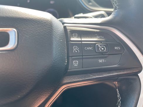 Used 2021 Jeep Grand Cherokee L Limited AWD/4WD image 21