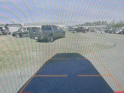 Used 2025 Chevrolet Tahoe LT image 32