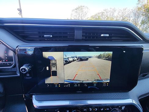 Used 2023 GMC Sierra 1500 Denali image 23