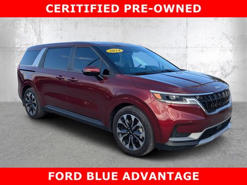 Used 2024 Kia Carnival EX image 1