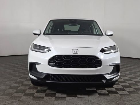 New 2026 Honda HR-V LX image 2