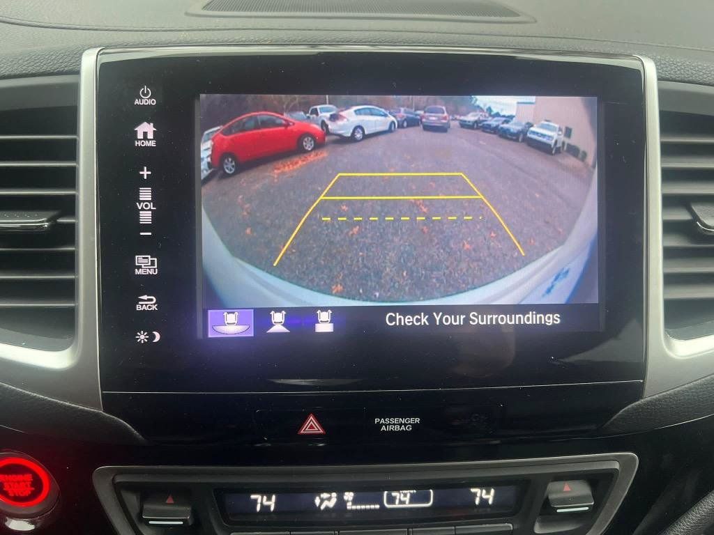 Used 2018 Honda Pilot Touring image 30