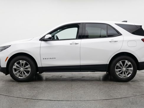 Used 2025 Chevrolet Equinox LT FWD image 5