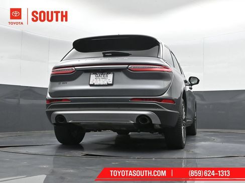 Used 2021 Lincoln Corsair Reserve w/ Elements Package AWD/4WD image 40