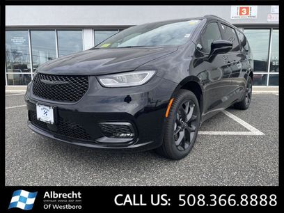 New 2026 Chrysler Pacifica Limited