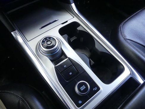 Used 2022 Ford Explorer Limited AWD/4WD image 19