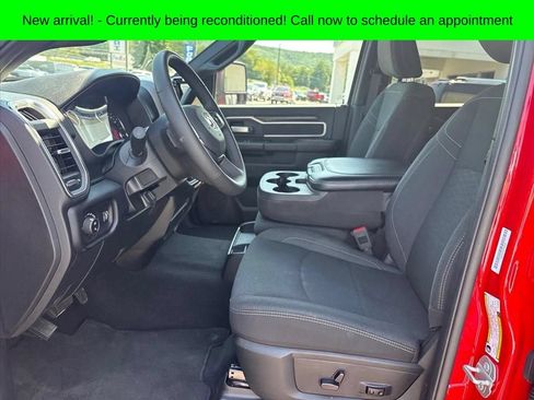 Used 2026 RAM 2500 Big Horn AWD/4WD image 9
