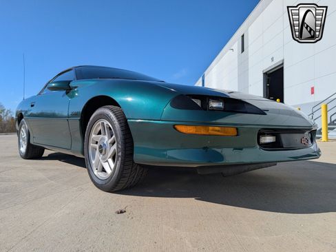 Used 1996 Chevrolet Camaro Z28 image 8