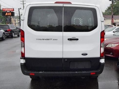 Used 2025 Ford Transit 250 Low Roof w/ Exterior Upgrade Package RWD image 5