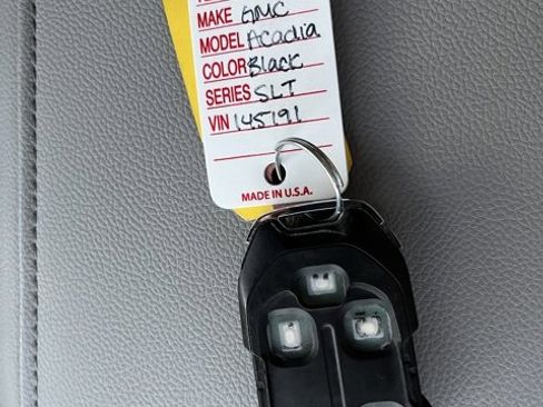 Used 2023 GMC Acadia SLT image 47