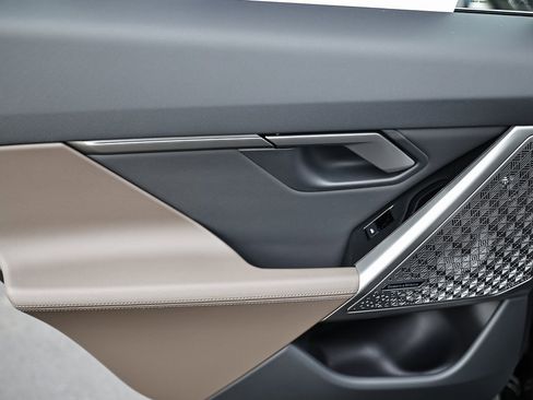 New 2026 BMW 530i w/ M Sport Package image 24