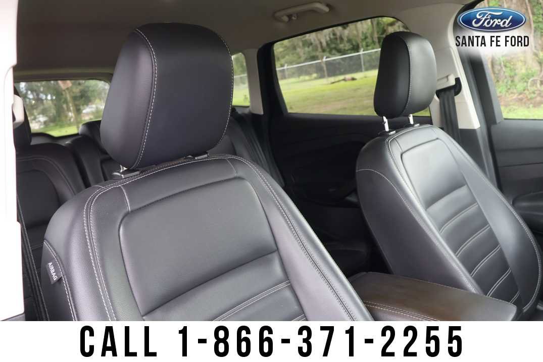 Used 2019 Ford Escape SEL AWD/4WD image 32