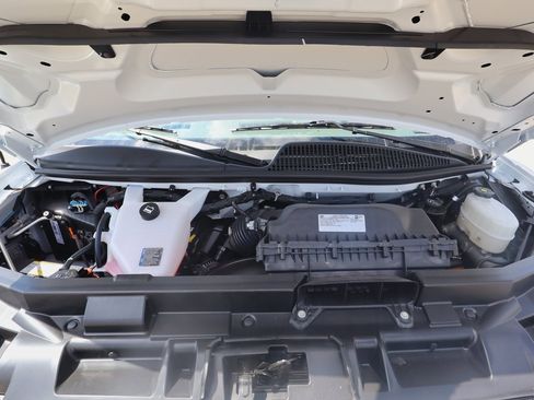 New 2025 GMC Savana 2500 Extended w/ Driver Convenience Package image 28