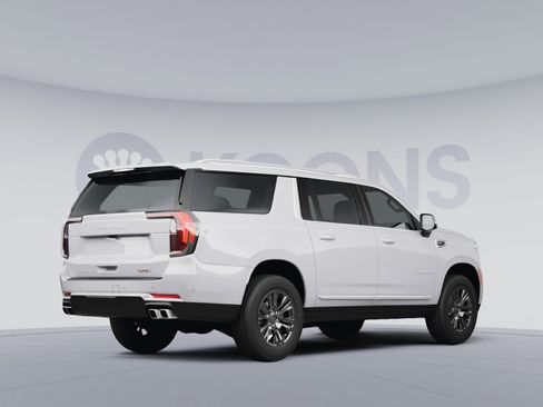 New 2026 GMC Yukon XL Denali AWD/4WD image 4