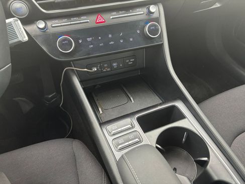 Used 2025 Hyundai Sonata SEL FWD image 36