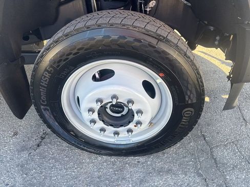 New 2025 Ford F550 XL w/ XL Chrome Package image 6