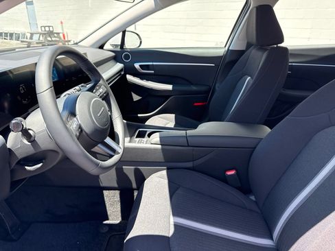 Used 2026 Hyundai Sonata SEL FWD image 21