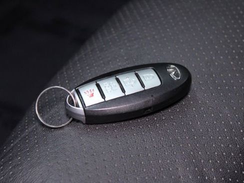 Used 2013 INFINITI G37 Journey w/ Premium Pkg image 13