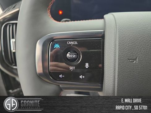 New 2026 Nissan Armada PRO-4X AWD/4WD image 31