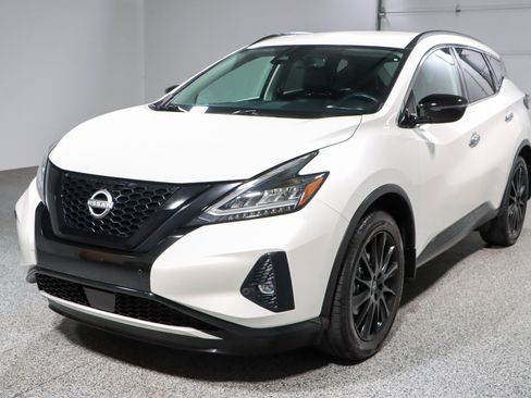 Used 2023 Nissan Murano SV w/ SV Midnight Edition Package FWD image 30