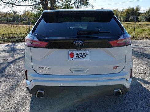 Used 2020 Ford Edge ST w/ Equipment Group 401A image 4