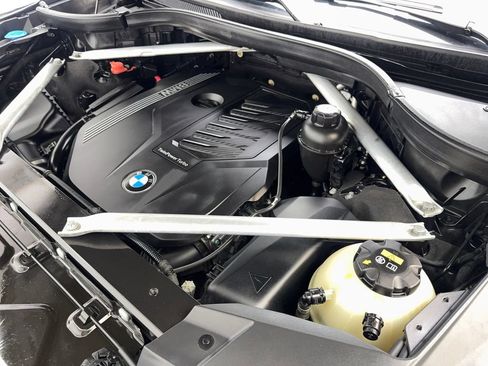 Used 2020 BMW X7 xDrive40i w/ Premium Package AWD/4WD image 81