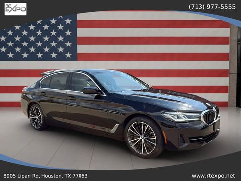 Used 2021 BMW 540i w/ Convenience Package image 2