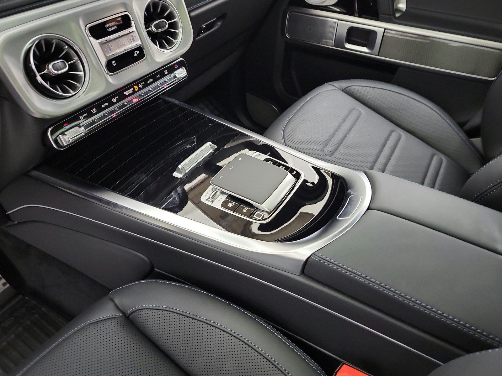 New 2027 Mercedes-Benz G 580 e image 10