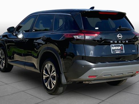 Used 2023 Nissan Rogue SV FWD image 11