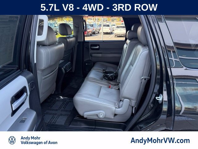 Used 2017 Toyota Sequoia Limited w/ Safety & Convenience Package AWD/4WD image 18