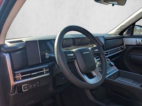 Used 2025 Hyundai Santa Fe XRT image 3
