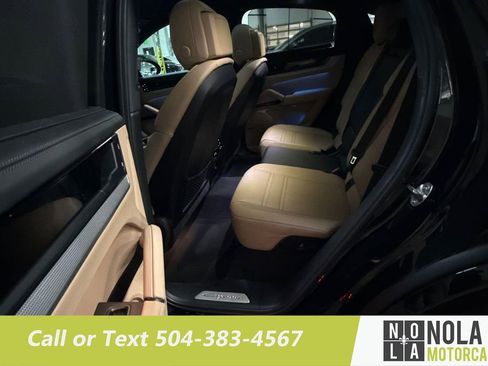 Used 2024 Porsche Cayenne Coupe image 28