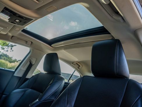 Used 2019 Lexus ES 350 w/ Premium Package FWD image 28