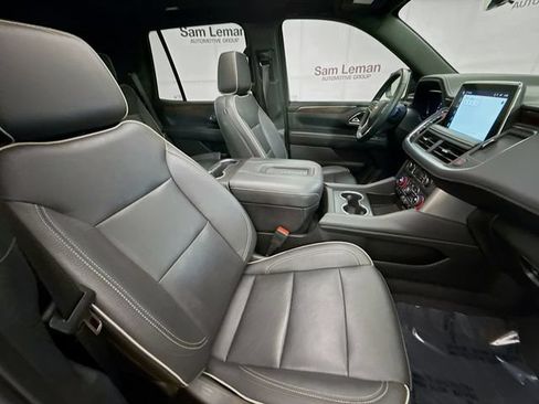 Used 2023 Chevrolet Tahoe Premier w/ Premium Package AWD/4WD image 32