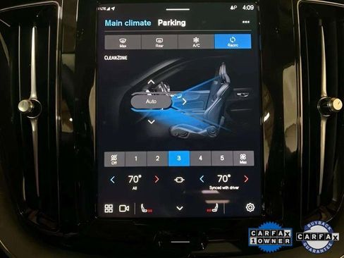 Used 2025 Volvo XC60 B5 Plus image 41