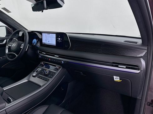 Certified 2024 Hyundai Palisade Calligraphy image 32